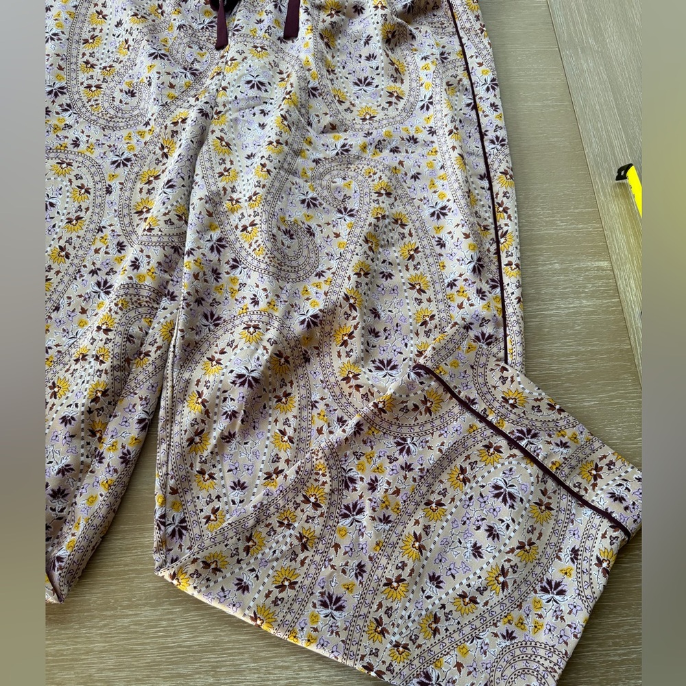 Ann Taylor Purple and Yellow Floral Sleepwear Set Pajamas (Top and Bottom) L - Picture 8 of 10
